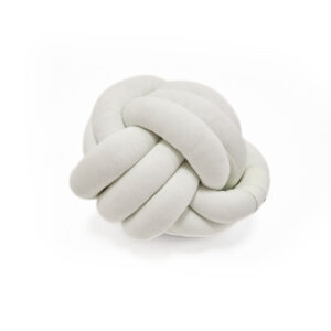 Pletený vankúš Ball - smotanová - VÝPREDAJ