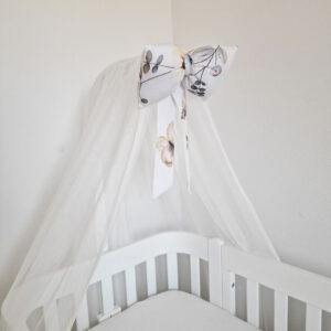 Tylové nebesá s bavlnenou mašľou - biela/lúka - VÝPREDAJ