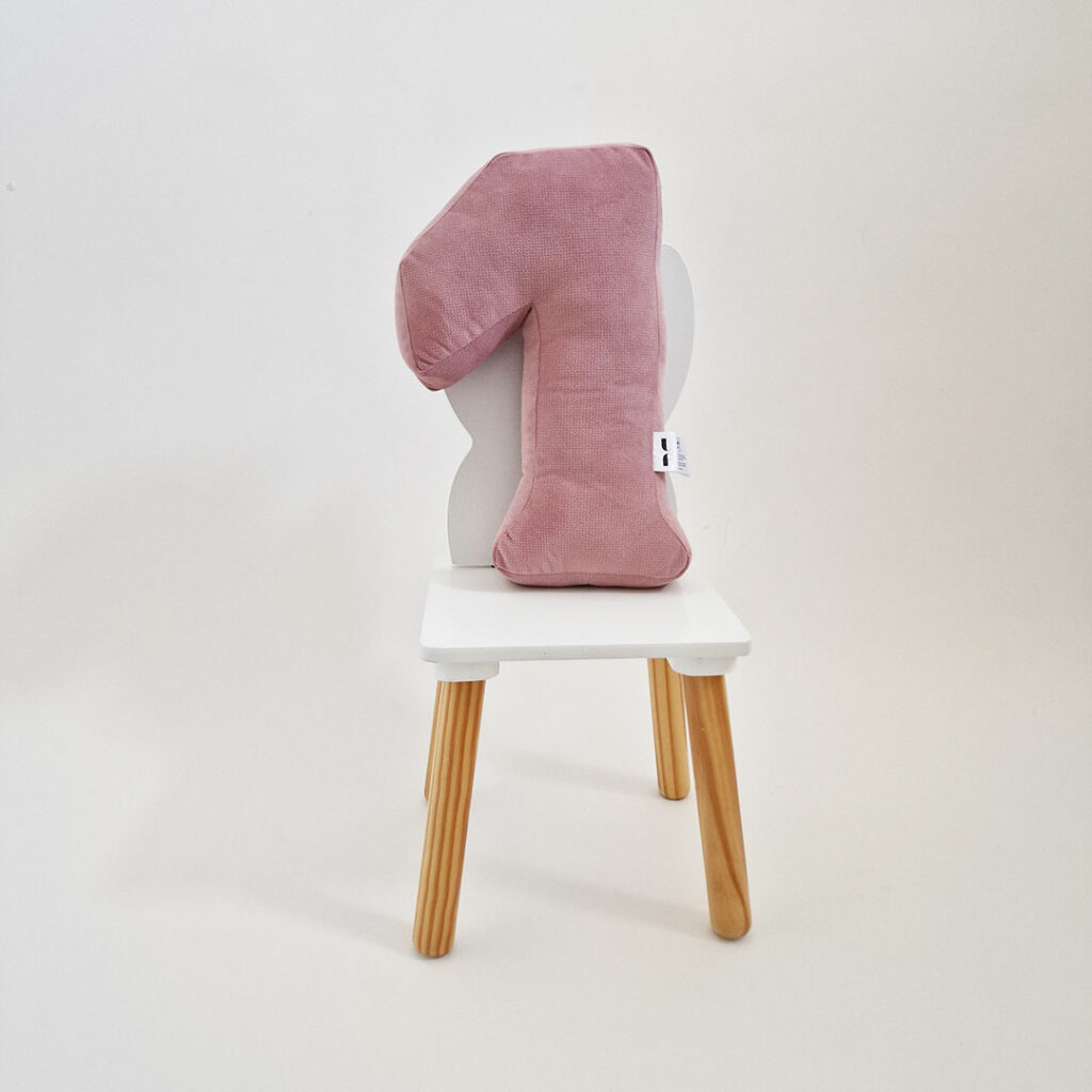 Vankúš velvet písmeno 5 - svetlá béžová - VÝPREDAJ