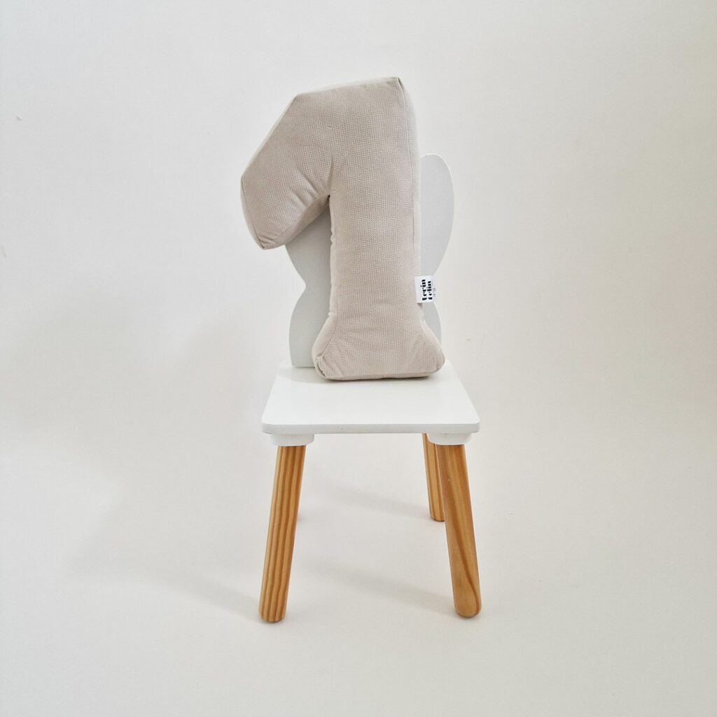 Vankúš velvet písmeno 1 - svetlá béžová - VÝPREDAJ Vankúš velvet písmeno 1 - svetlá béžová - VÝPREDAJ